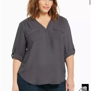 Torrid georgette pullover blouse in nine iron charcoal gray torrid size 1 (1X).